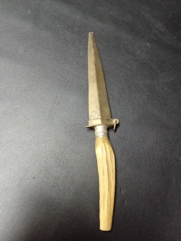 VINTAGE STILETTO-STYLE DAGGER WITH HORN OR BONE HANDLE L26CM Image 1++