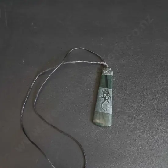 TRADITIONAL GREENSTONE TOKI PENDANT