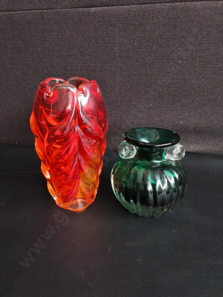 PAIR OF VINTAGE MID CENTURY ART GLASS VASES, TALLEST H 19 CM Image 1++