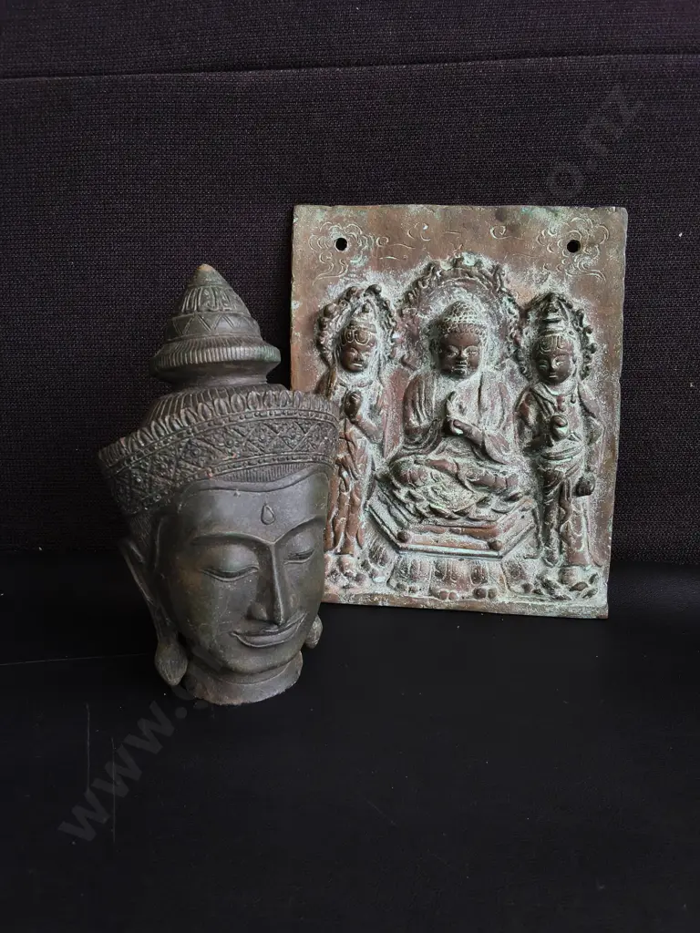 VINTAGE CAST METAL CROWNED BUDDHA HEAD AND VERDIGRIS TRIAD WALL PLAQUE, TALLEST H 24 CM Image 1++