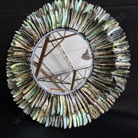 VINTAGE HANDCRAFTED NZ PAUA SHELL ROUND WALL MIRROR, DIA 36 CM