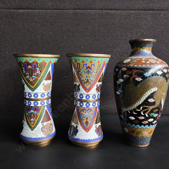 VINTAGE CLOISONNÉ MINIATURE VASE TRIO, ENAMEL ON METAL CLOISONNÉ, TALLEST H 22 CM