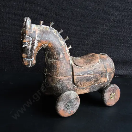 VINTAGE HAND CARVED WOODEN HORSE ON WHEELS, WITH STORAGE, W 23 CM