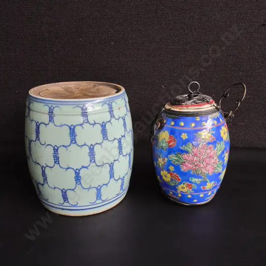 2 DECORATIVE ITEMS TALLEST H16CM