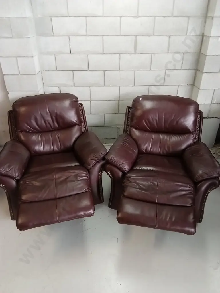 2 X BURGUNDY LEATHER RECLINER ARMCHAIRS, H 100CM Image 1++