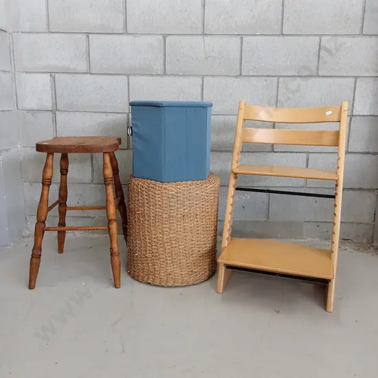 MIX OF HOME DECOR, STEP LADDER IS 79CM TALL