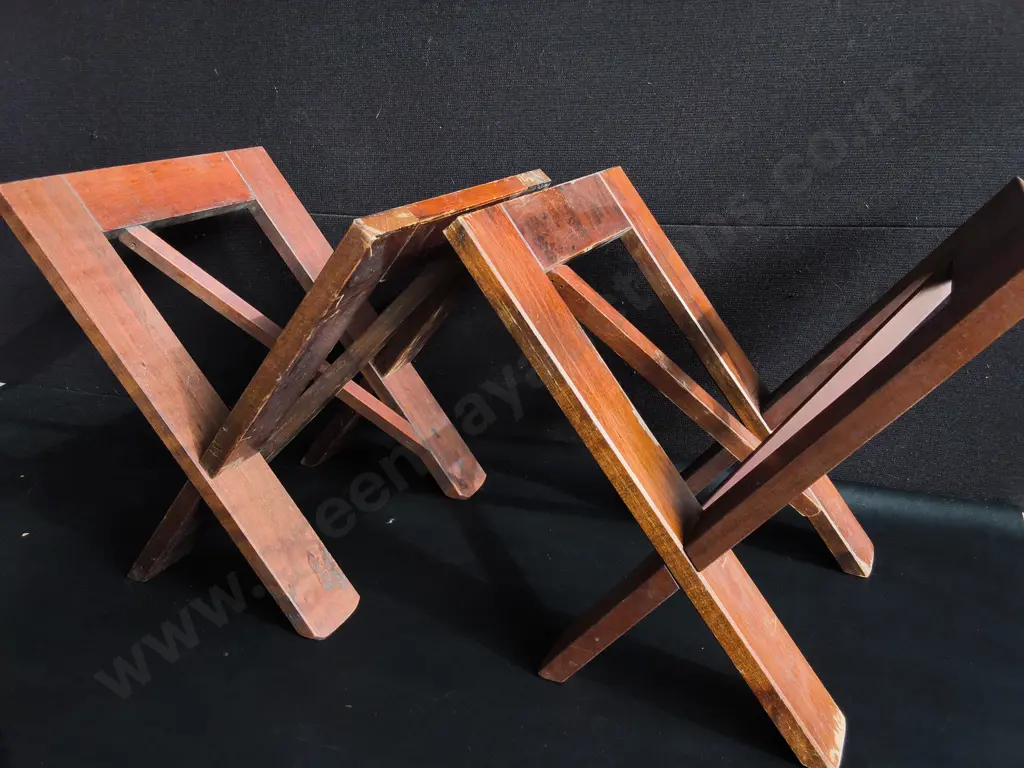 PAIR OF VINTAGE MID CENTURY MODERN INTERLOCKING WOODEN MAGAZINE RACKS, H 39 CM Image 1++