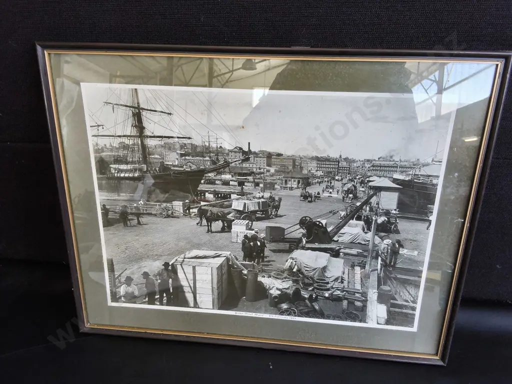 VINTAGE FRAMED PRINT OF QUEEN STREET WHARF, H 48 CM X W 62 CM Image 1++
