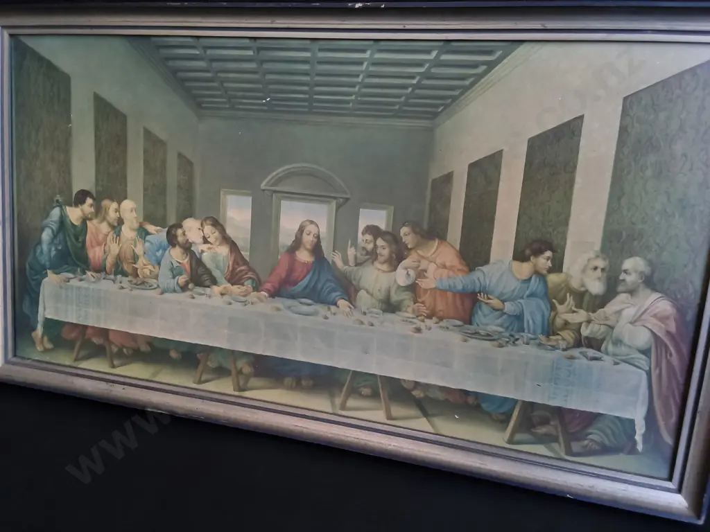 PAIR OF RELIGIOUS FRAMED PRINTS, TALLEST H 43 CM Image 1++