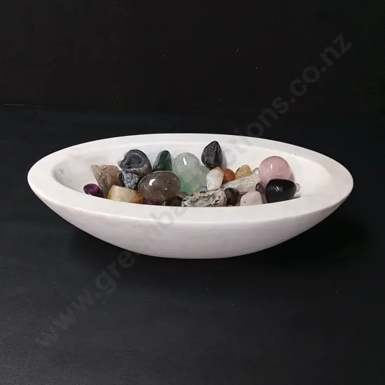 BOAT SHAPED BOWL L36CM H10CM FILLED WITH CRYSTALS