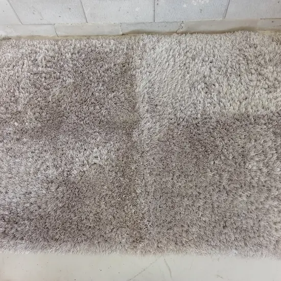 GREY SHAGGY RUG, 180CM X 120CM