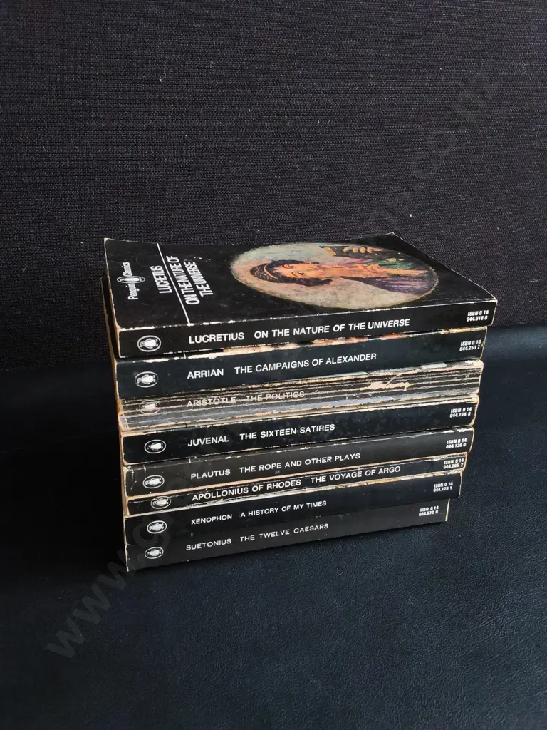 VINTAGE PENGUIN CLASSICS PAPERBACK, GREEK AND ROMAN LITERATURE, 8 PIECES Image 1++