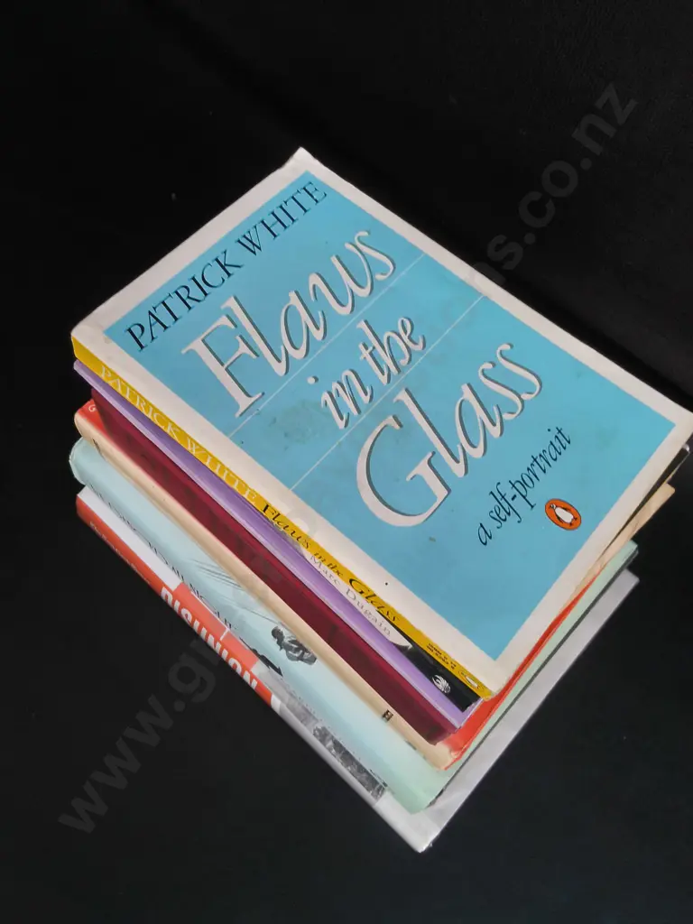 7 BOOKS ON WAR Image 1++