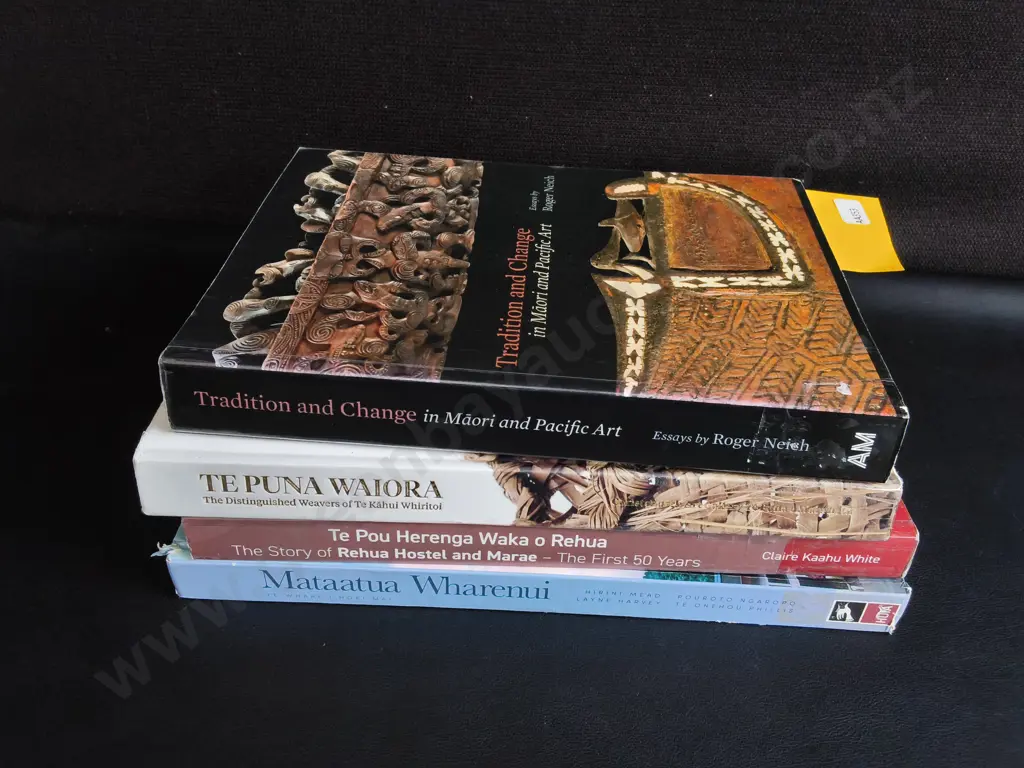 4 BOOKS ON MĀORI HISTORY, CULTURE AND ART Image 1++