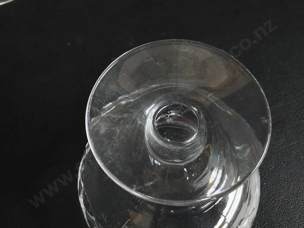 SET OF 5 VINTAGE CUT CRYSTAL CHAMPAGNE COUPES, STUART ENGLAND, H 9 CM Image 1++