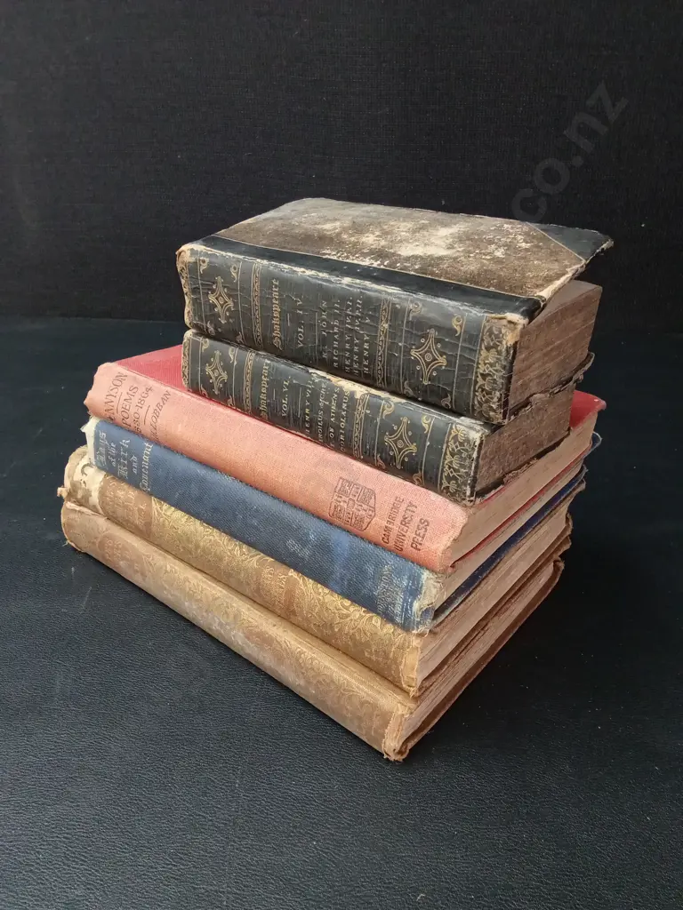 6 ANTIQUE BOOKS Image 1++
