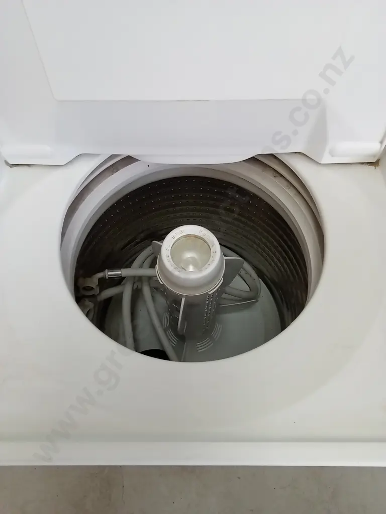 FISHER&PAYKEL KELVINATOR WASHING MACHINE, H 100CM X W 56CM X D 56CM Image 1++