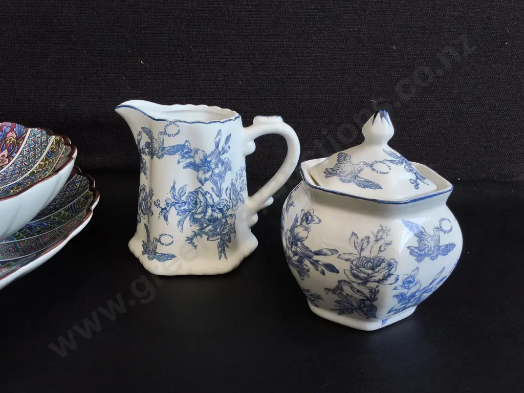 VINTAGE HIRANO KILN ARITA WARE PORCELAIN CHARGER AND SERVING PLATTER, AND CREAM PITCHER/ LIDDED SUGAR BOWL SET Image 1++
