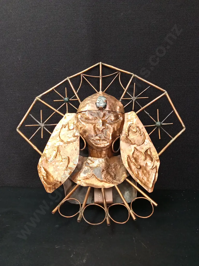 3 DECORATIVE ITEMS TALLEST H39CM Image 1++