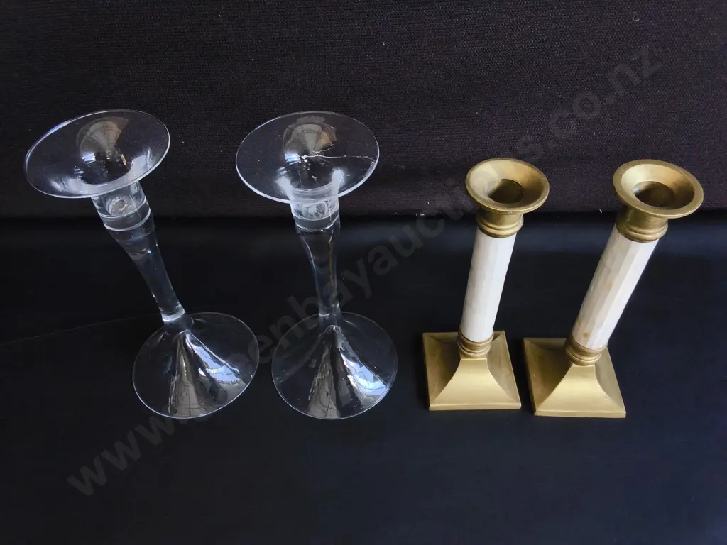 2 PAIRS OF VINTAGE DECORATIVE CANDLESTICK HOLDERS, HAND BLOWN TRUMPET GLASS, AND MOTHER OF PEARL MOSAIC, TALLEST H 23 CM Image 1++