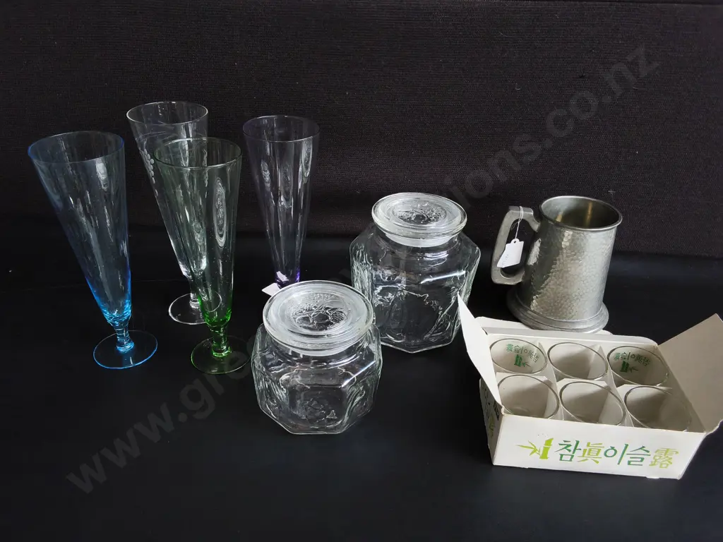 MIX OF KITCHENWARE Image 1++