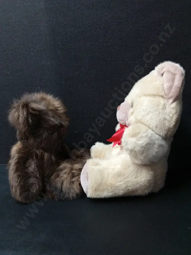 2 TEDDY BEARS TALLEST H33CM Image 1++