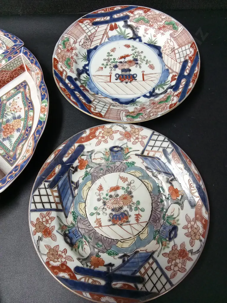 4 PIECES VINTAGE JAPANESE DIVIDED SERVING SET WITH LAZY SUSAN AND 2 PAGES Image 1++
