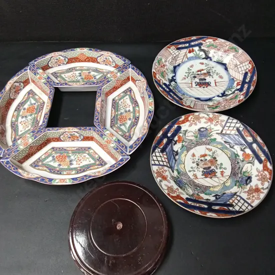 4 PIECES VINTAGE JAPANESE DIVIDED SERVING SET WITH LAZY SUSAN AND 2 PAGES