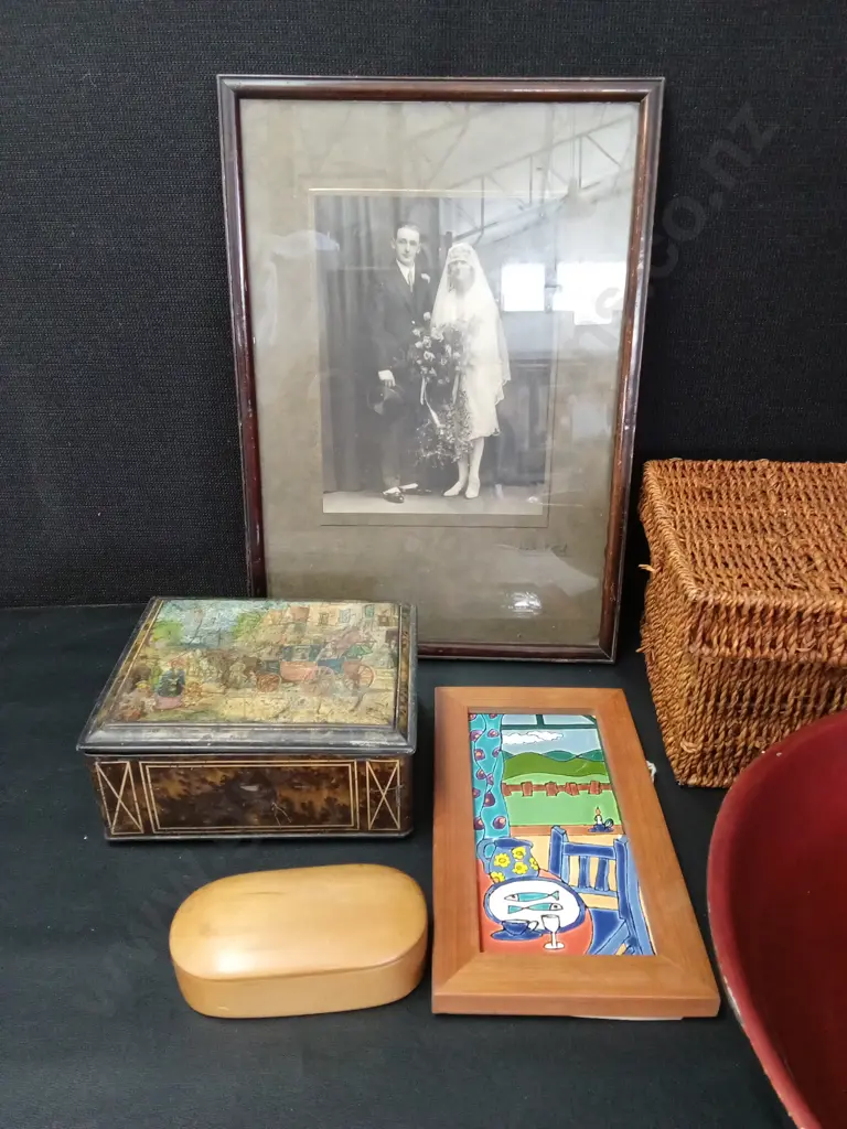 MIX OF HOME DECOR ITEMS Image 1++
