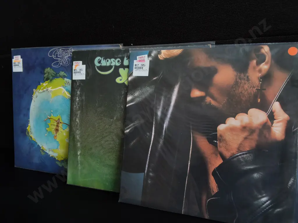3 VINTAGE RECORDS, BRAND NEW Image 1++