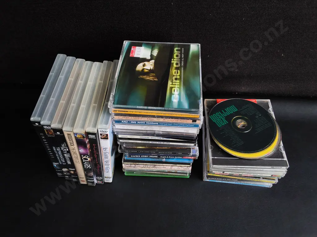 MIX OF CDS AND DVDS Image 1++