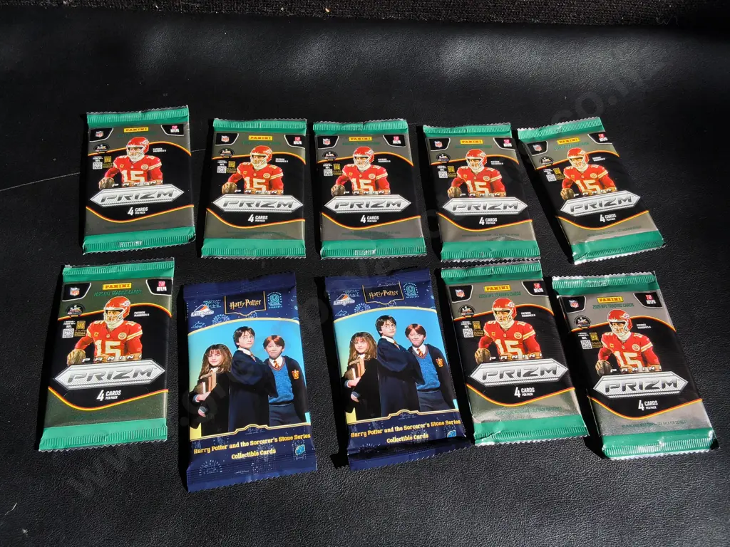 10 BRAND NEW PACKS OF COLLECTIBLE CARDS Image 1++