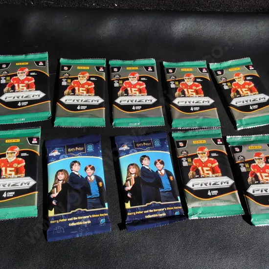 10 BRAND NEW PACKS OF COLLECTIBLE CARDS