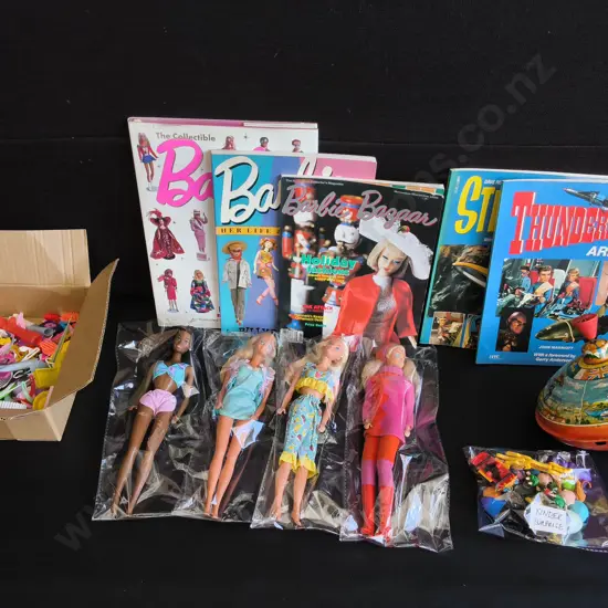 COLLECTION OF VINTAGE TOYS AND BOOKS, INCLUDING BARBIES AND KINDER SURPRISE TOYS