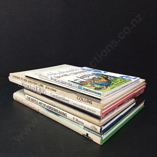 10 VINTAGE BOOKS
