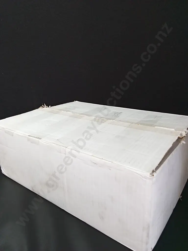 BOX OF COSMIC COLOR-FLO GREEN TISSUE PAPER 20" X 30" Image 1++