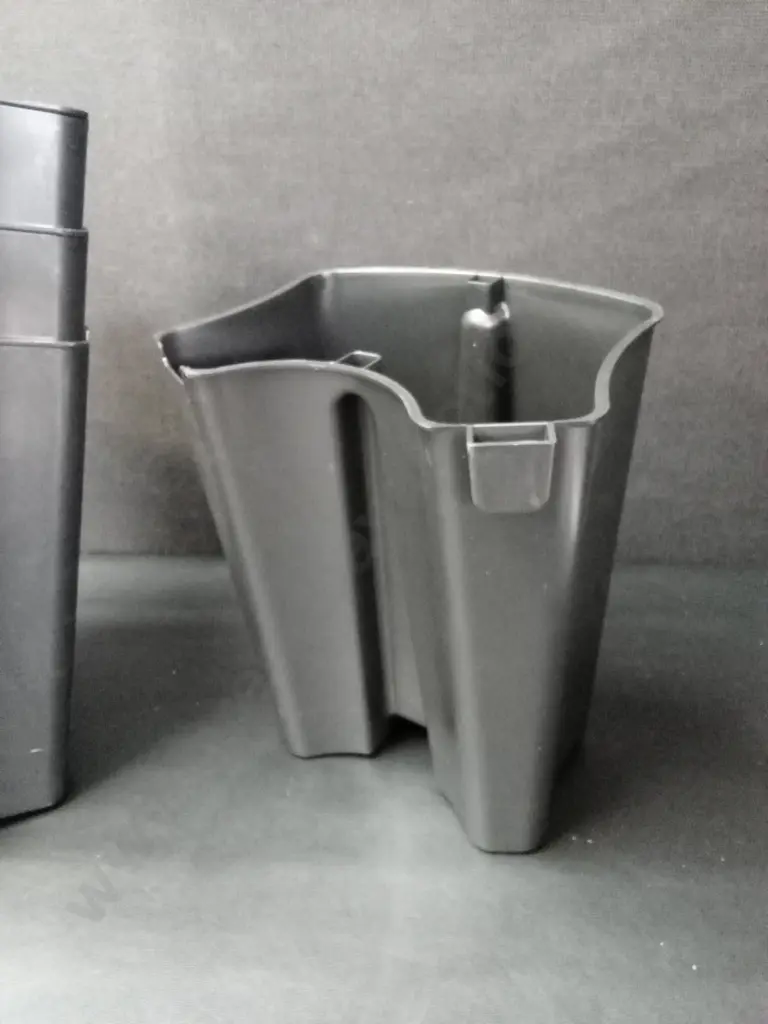 4 WALL PLANT HANGERS H28CM Image 1++