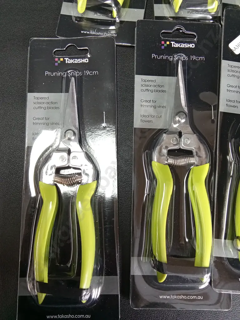 6 BRAND NEW TAKASHO PRUNING SNIPS 19CM Image 1++