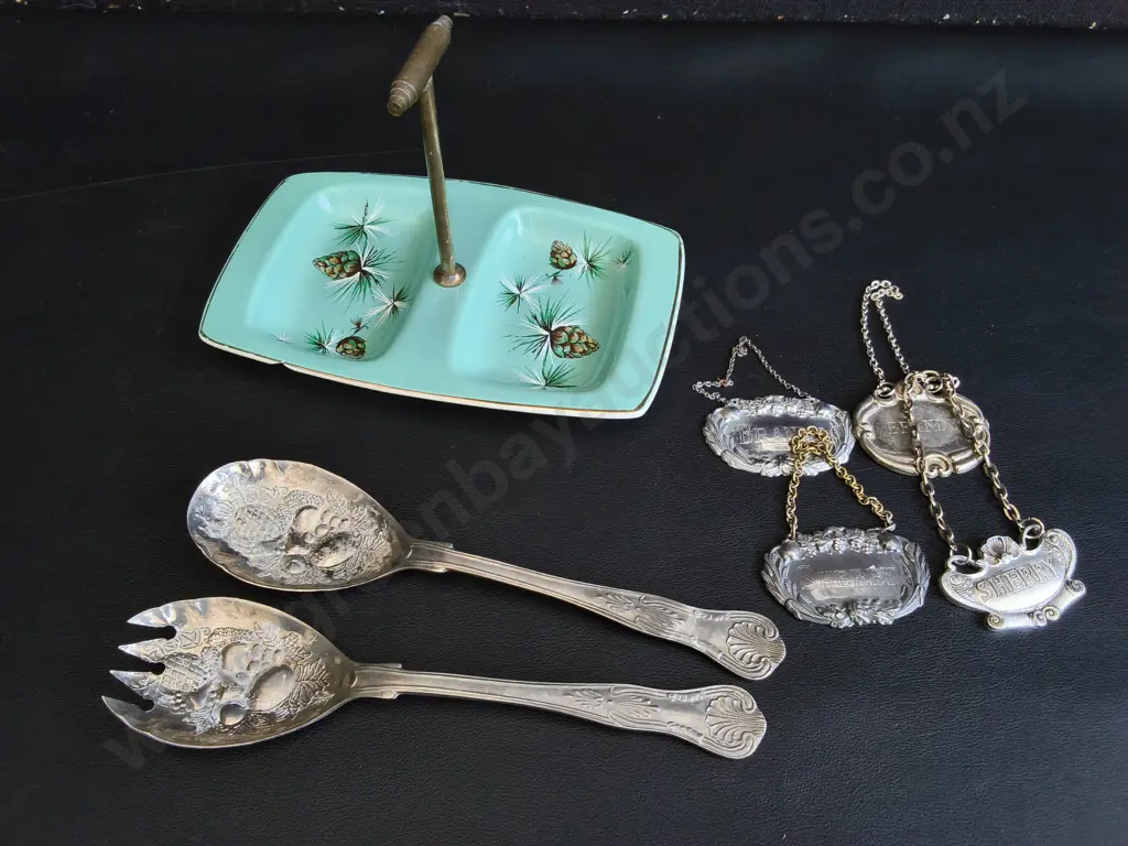 COLLECTION OF VINTAGE TABLEWARE, INCLUDING SERVING FORK AND SPOON SET, TURQUOISE DISH, AND DECANTER LABELS Image 1++