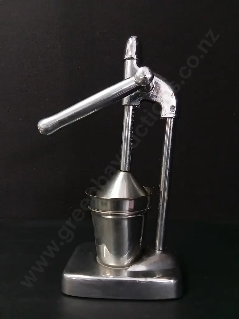 VINTAGE MANUAL LEVER ARM CITRUS JUICER Image 1++