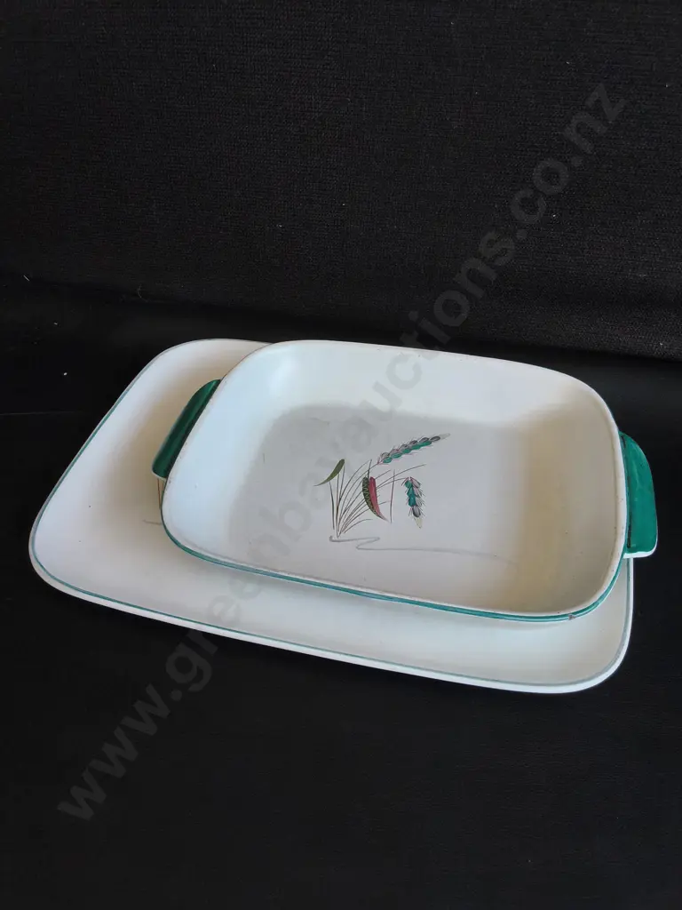 VINTAGE DENBY GREENWHEAT STONEWARE BAKING AND SERVING DISHES, WIDEST W 35 CM Image 1++