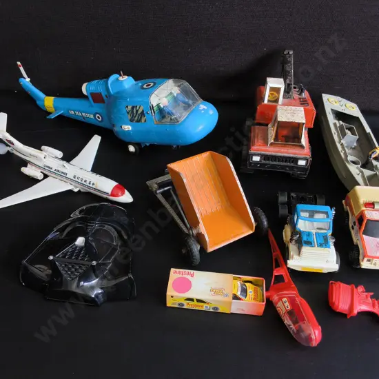 BOX OF VINTAGE TOYS