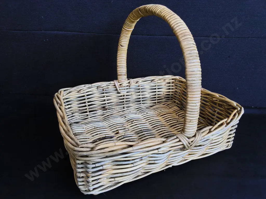 WICKER GATHERING BASKET H 40 CM Image 1++