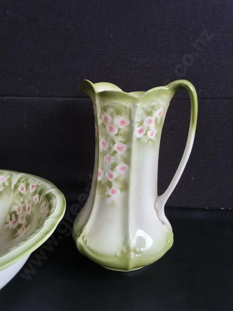 VINTAGE PORCELAIN PITCHER AND BASIN SET, TALLEST H 35 CM Image 1++
