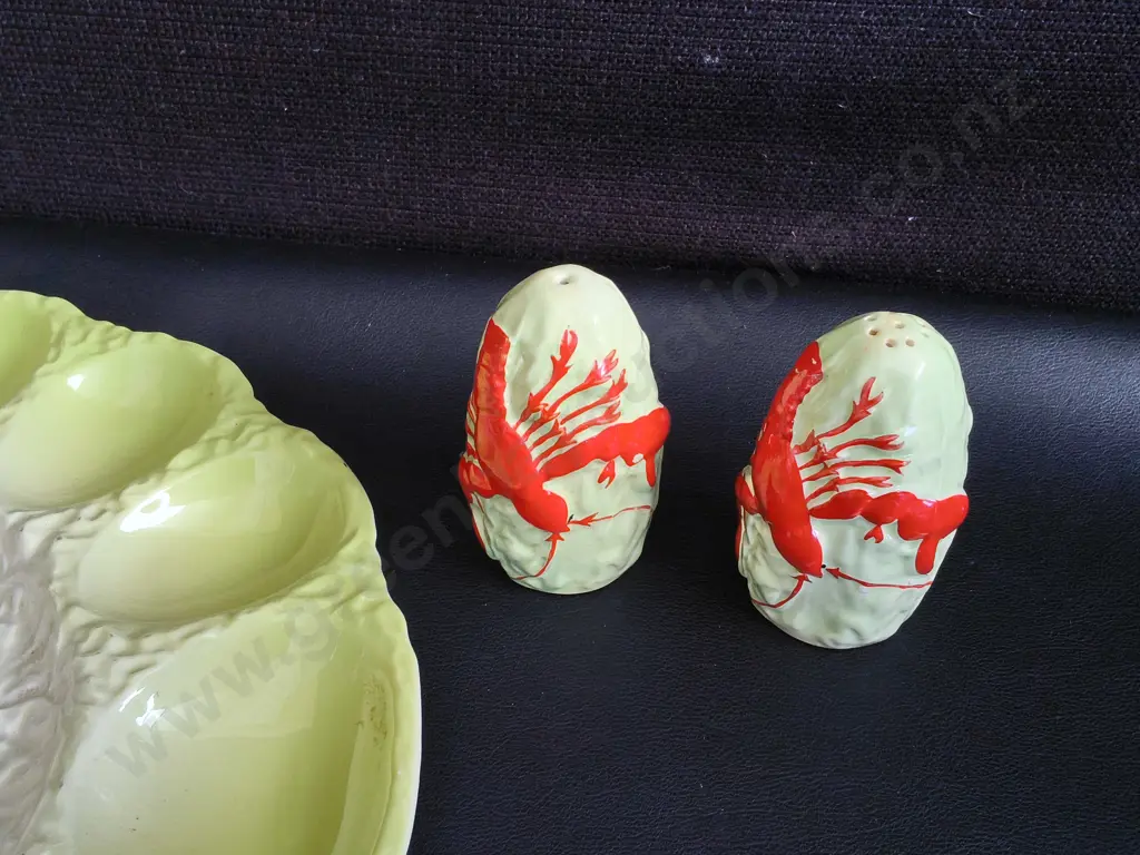 CARLTON WARE HAND PAINTED CERAMIC SERVING SET, 3 PIECES Image 1++