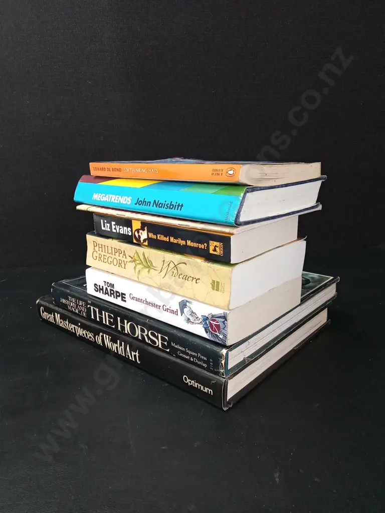 8 BOOKS Image 1++