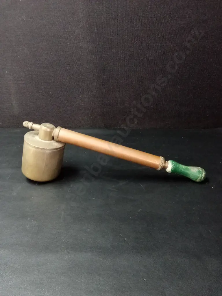 VINTAGE BRASS BUG SPRAYER Image 1++
