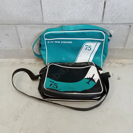 75TH ANNIVERSARY AIR NEW ZEALAND FLIGHT BAGS, APPROXIMATELY 40CM X 30CM FOR BLUE BAG
