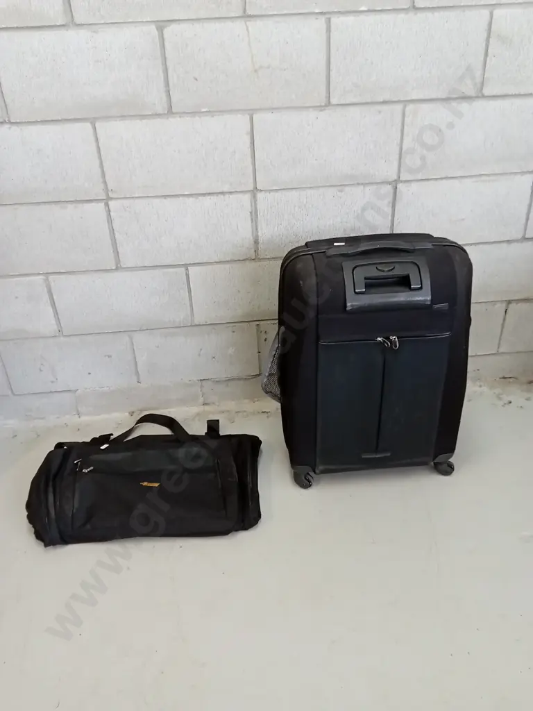 SUITCASE AND LARGE FOLD OUT BAG, APPROXIMATELY 100CM LONG WHEN OPENED Image 1++
