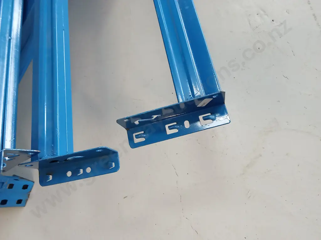 LARGE GARAGE METAL SHELVING/RACKING FRAME WITH 4 LEVELS, H 200CM X W 200CM X D 61CM Image 1++
